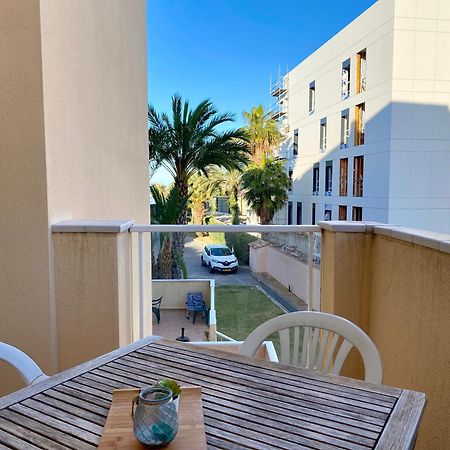 Apartamentos Carlton VyB Denia Bagian luar foto