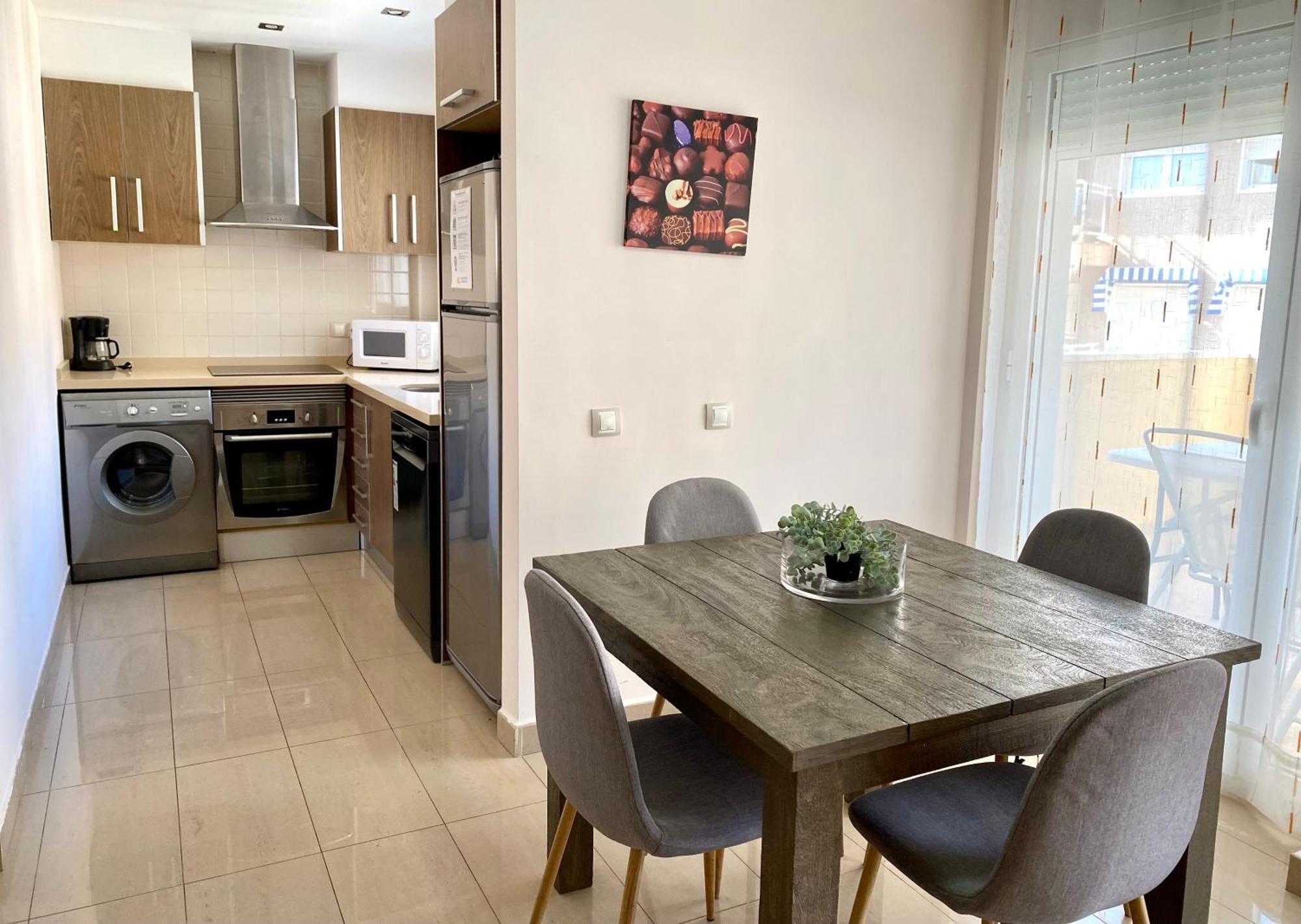 Apartamentos Carlton VyB Denia Bagian luar foto