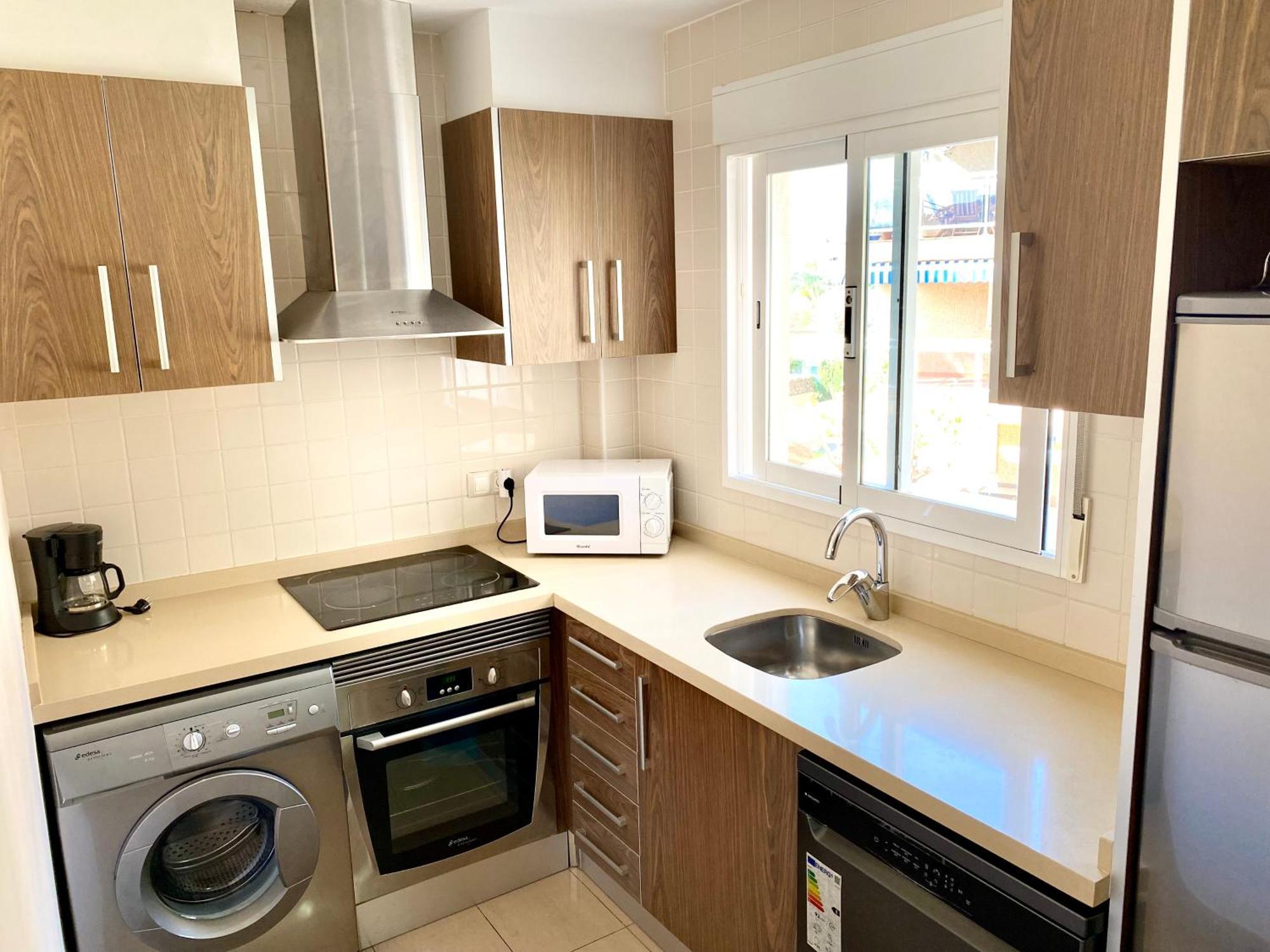 Apartamentos Carlton VyB Denia Bagian luar foto