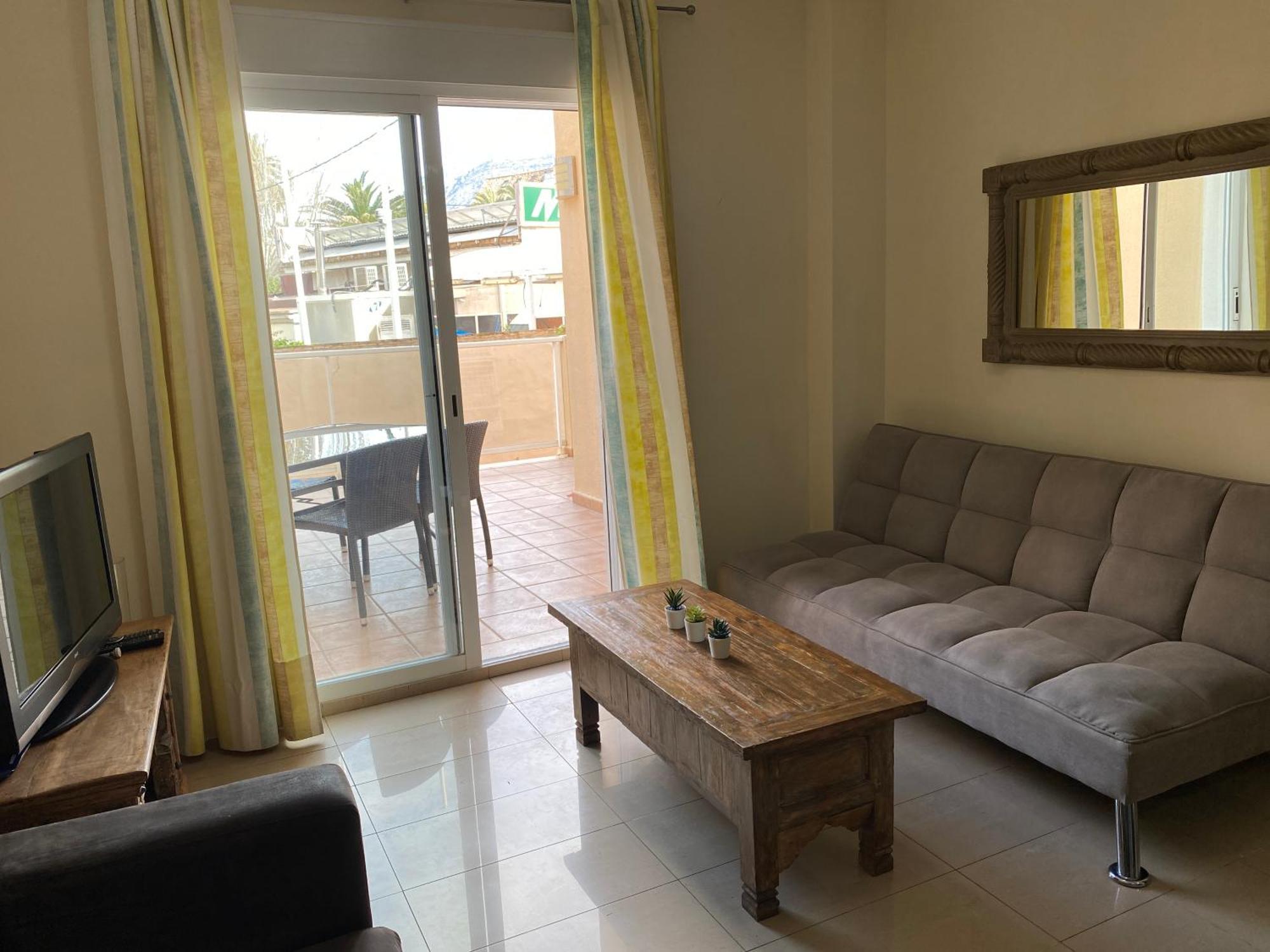 Apartamentos Carlton VyB Denia Bagian luar foto