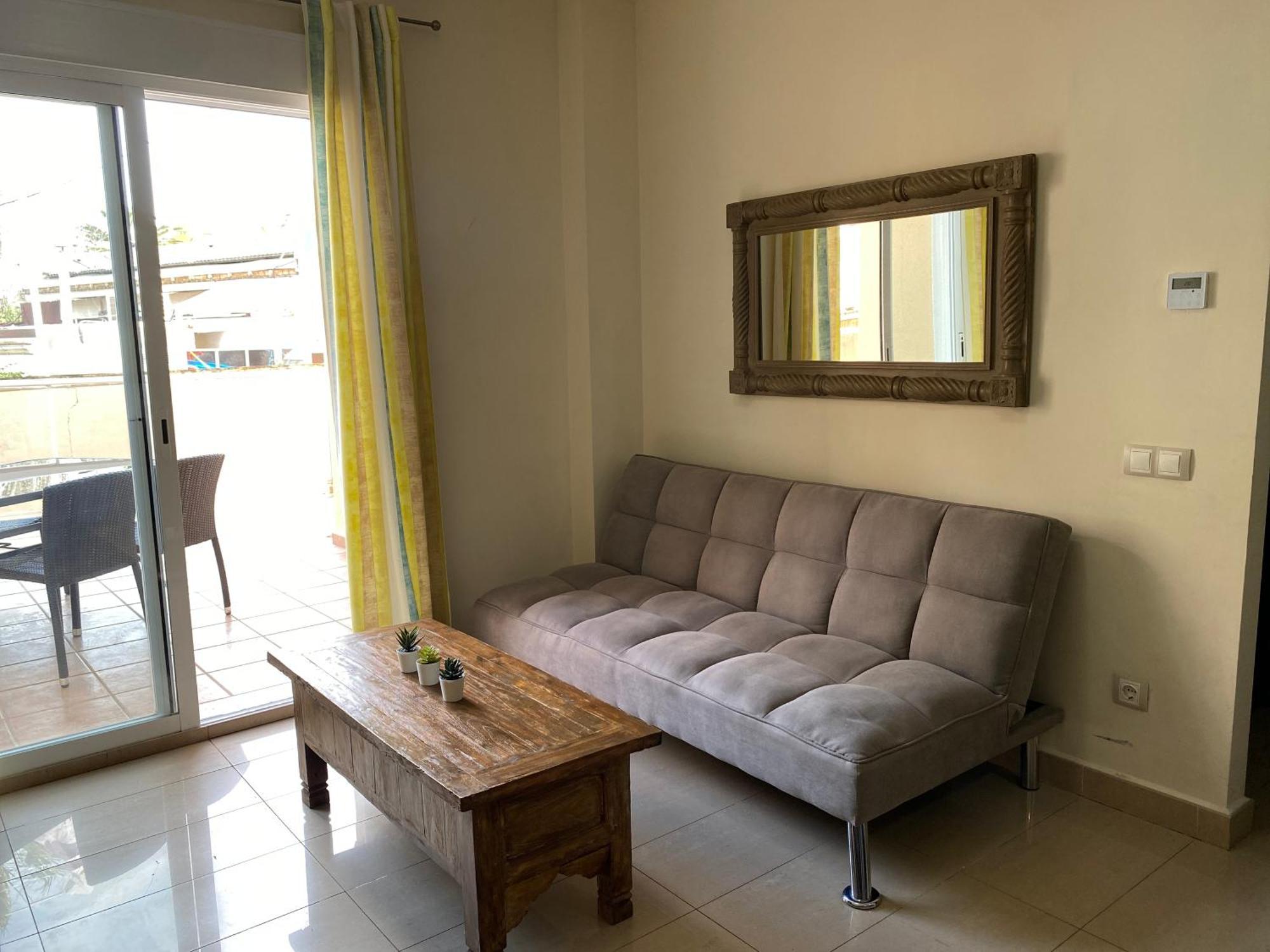Apartamentos Carlton VyB Denia Bagian luar foto
